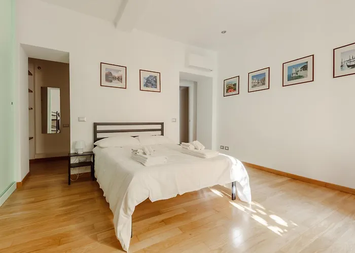 Happy Apartment Rom