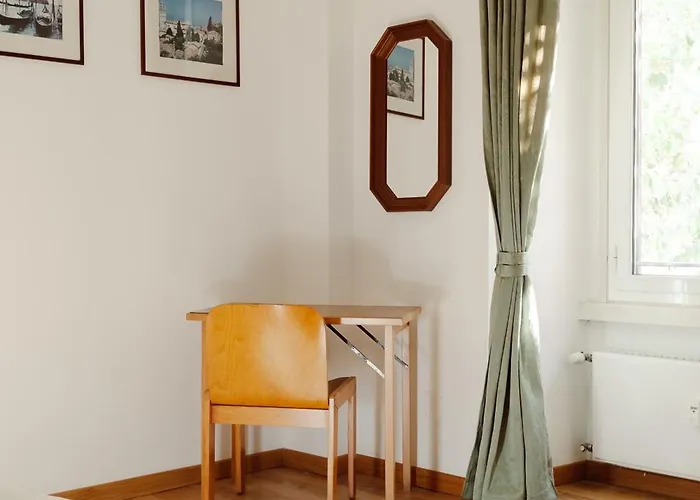 Happy Apartment