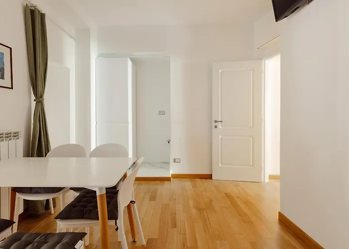Apartment Happy